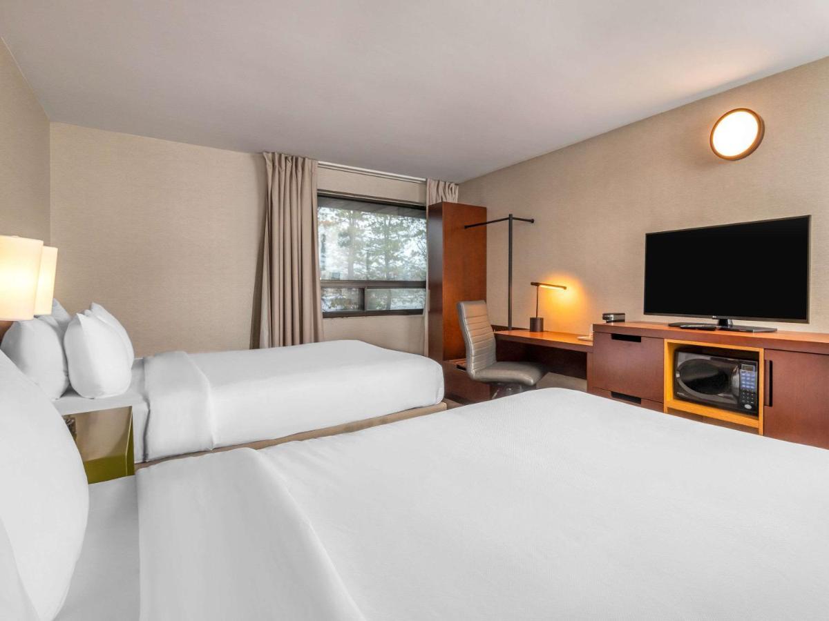 Comfort Inn West Ottawa Exteriör bild