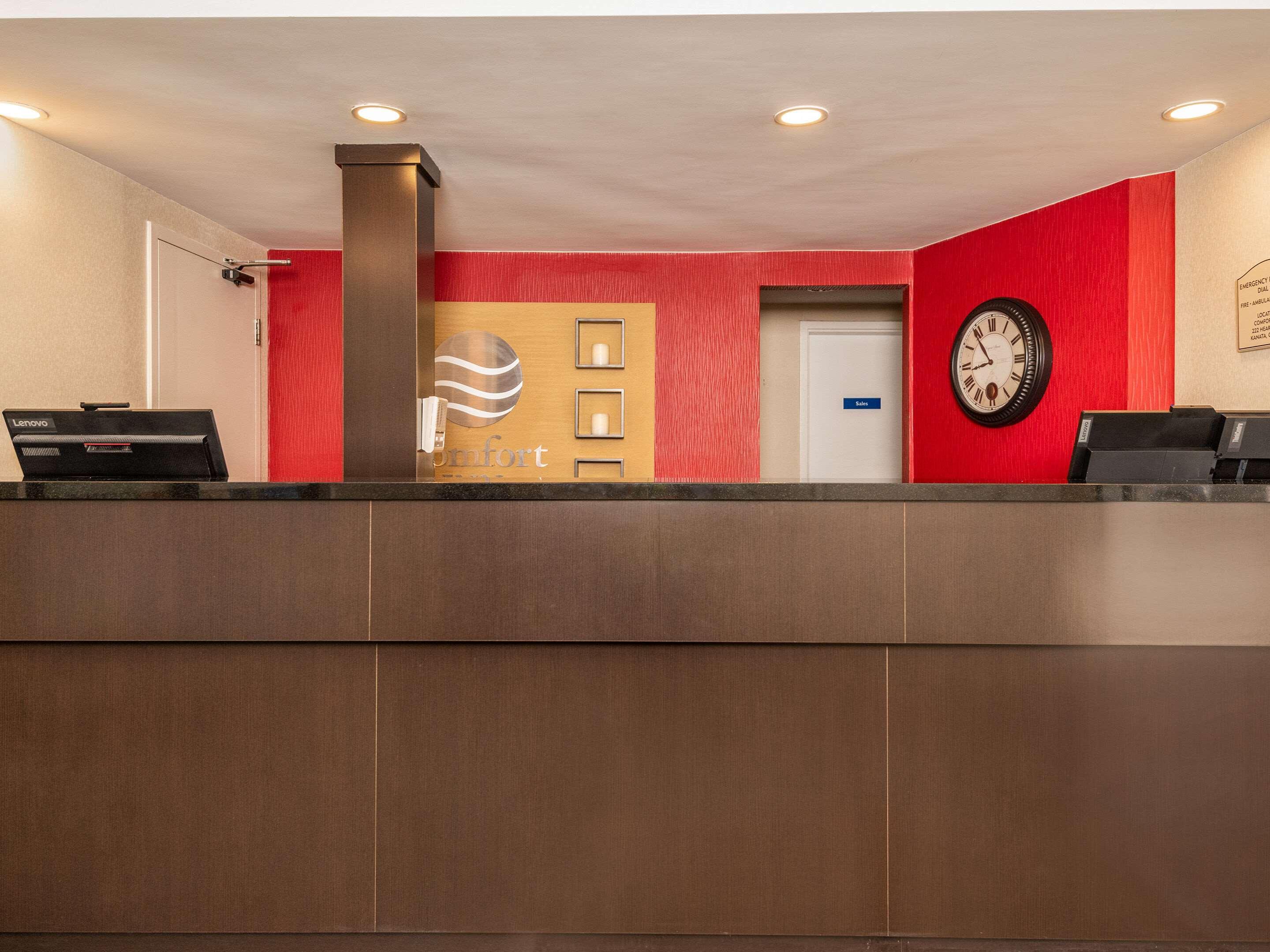 Comfort Inn West Ottawa Exteriör bild