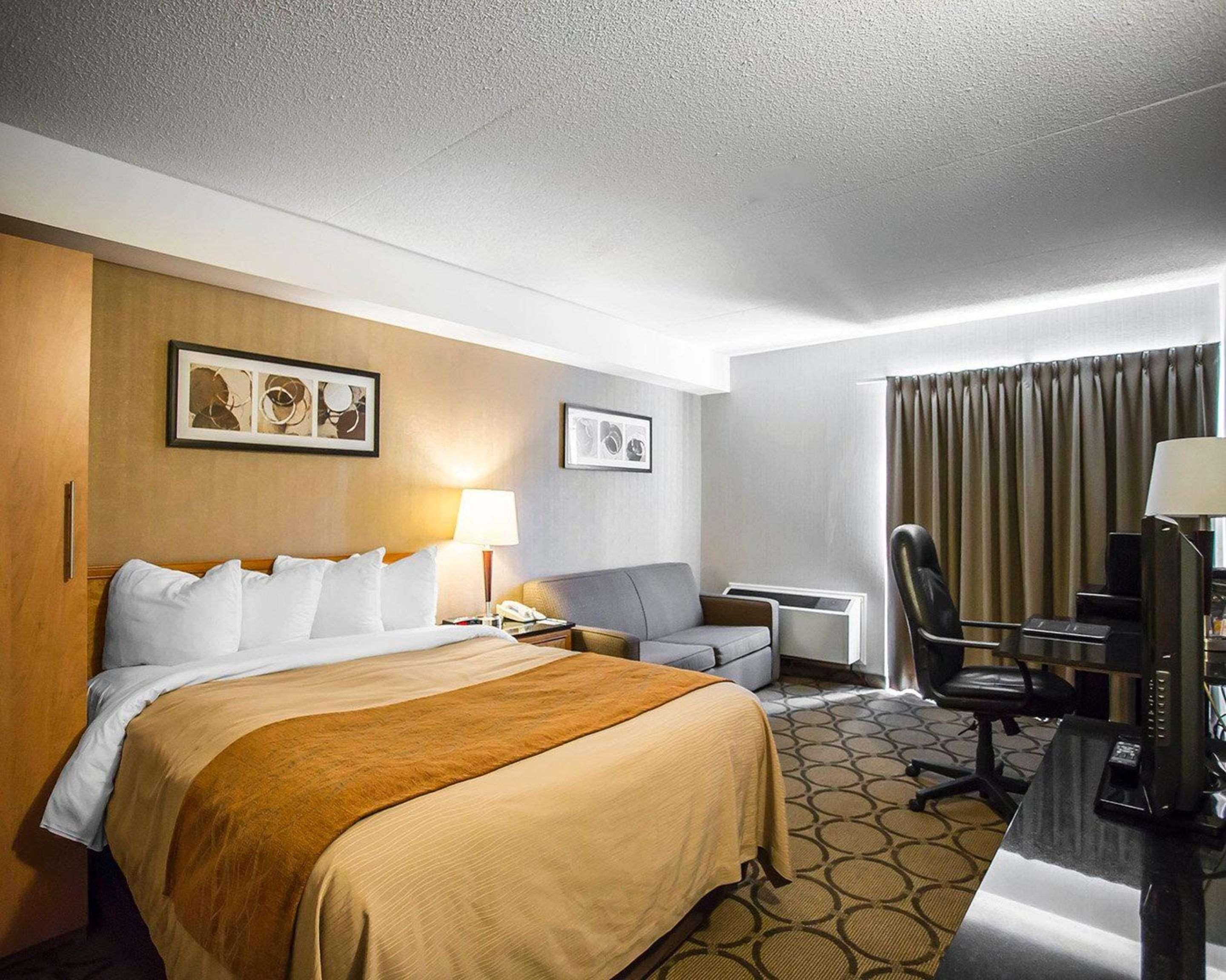 Comfort Inn West Ottawa Exteriör bild